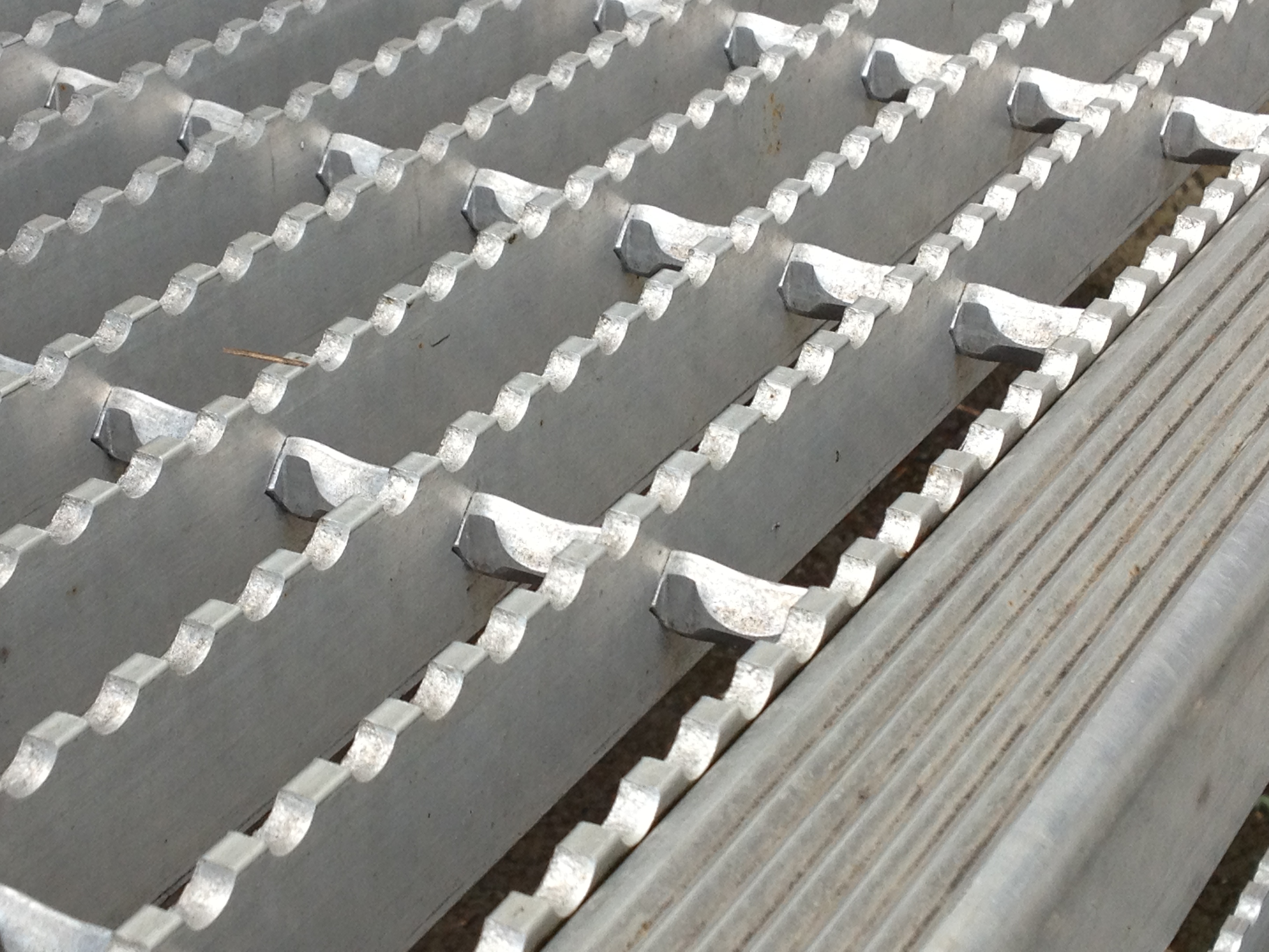 Steel grating(图3) Steel grating(图3)